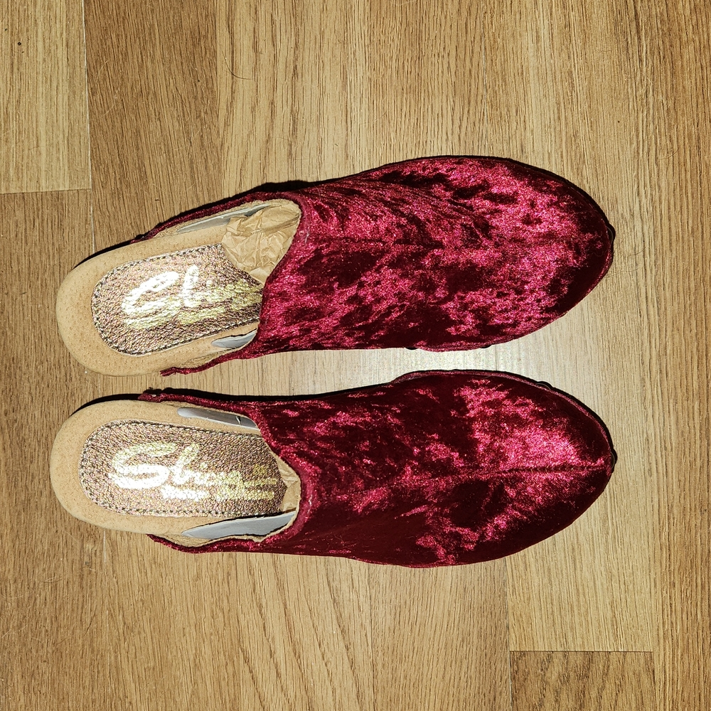 Sbicca Vintage Collection Glitzy Velvet Clogs